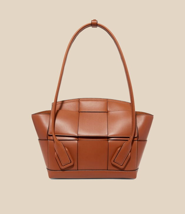 Structured leather shoulder bag
